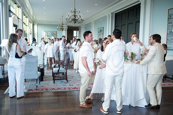 HCC_WHITE_LINEN_UNDER_40_PARTY_017