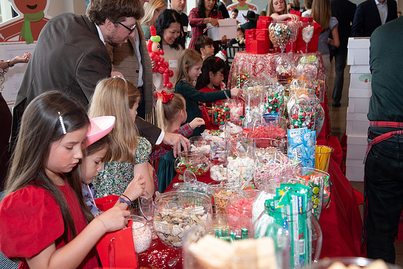 VE_2025_GINGERBREAD_PARY_0948
