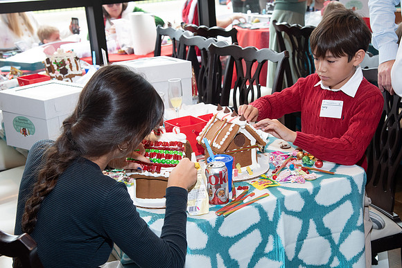 VE_2025_GINGERBREAD_PARY_0967