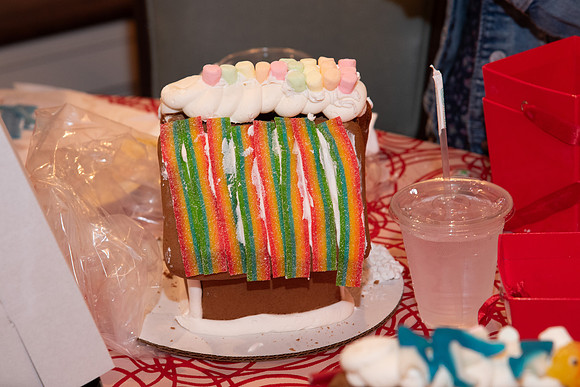 VE_2025_GINGERBREAD_PARY_0999
