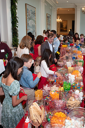 VE_2025_GINGERBREAD_PARY_1027