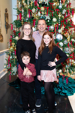 VE_2025_GINGERBREAD_PARY_1072
