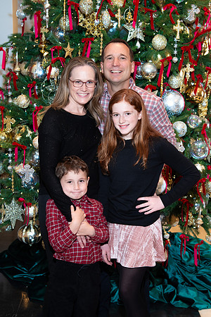 VE_2025_GINGERBREAD_PARY_1075