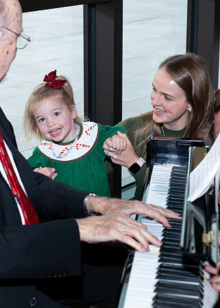 HCC_2025_CHRISTMAS_EVE_BRUNCH_085