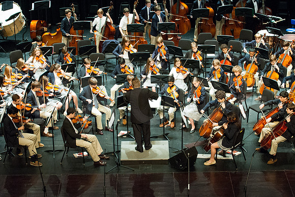KIN_MS_US_ORCHESTRA_ENCORE_016