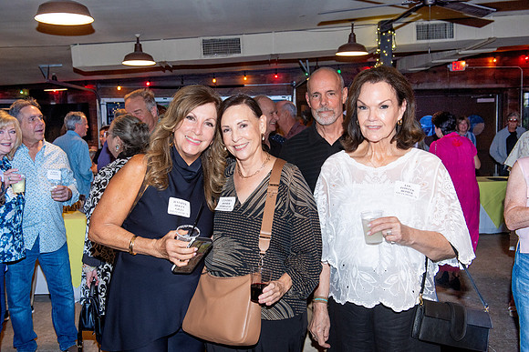 ROBERT_E_LEE_50TH_HS_REUNION_004_