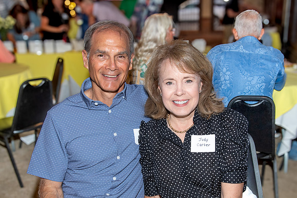 ROBERT_E_LEE_50TH_HS_REUNION_016_
