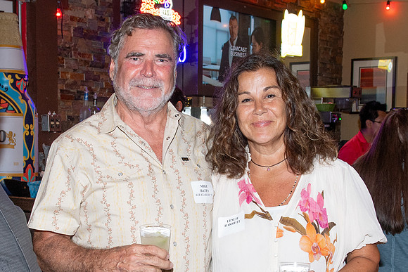 ROBERT_E_LEE_50TH_HS_REUNION_046_