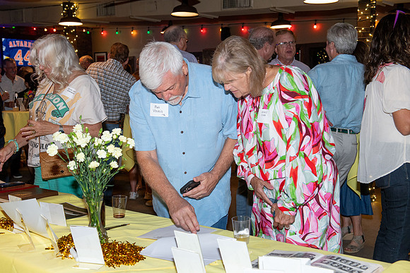 ROBERT_E_LEE_50TH_HS_REUNION_055_