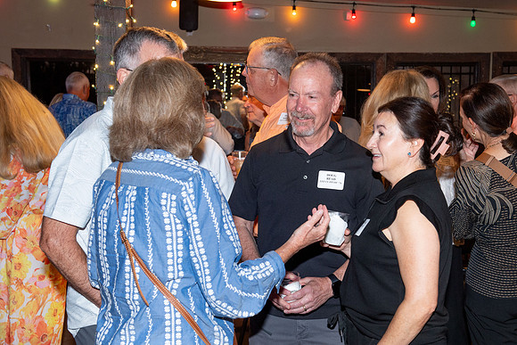 ROBERT_E_LEE_50TH_HS_REUNION_054_