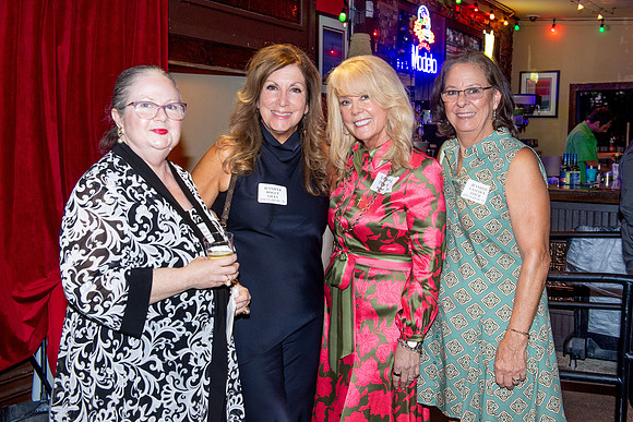 ROBERT_E_LEE_50TH_HS_REUNION_051_