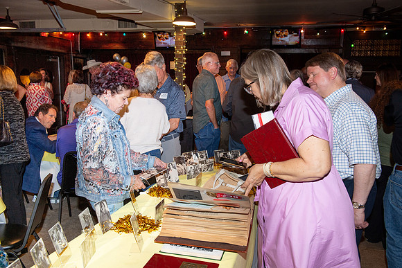 ROBERT_E_LEE_50TH_HS_REUNION_086_