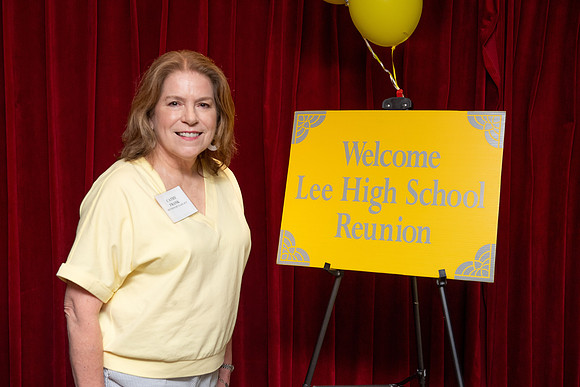 ROBERT_E_LEE_50TH_HS_REUNION_098_