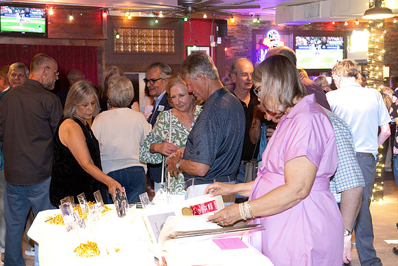 ROBERT_E_LEE_50TH_HS_REUNION_106_