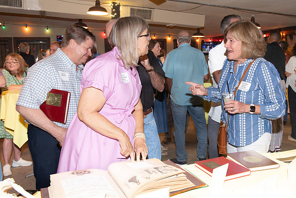 ROBERT_E_LEE_50TH_HS_REUNION_112_