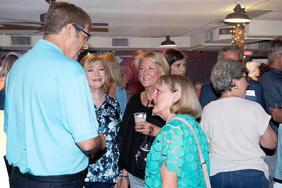 ROBERT_E_LEE_50TH_HS_REUNION_147_