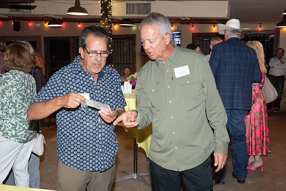 ROBERT_E_LEE_50TH_HS_REUNION_174_