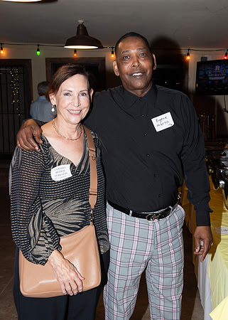 ROBERT_E_LEE_50TH_HS_REUNION_175_