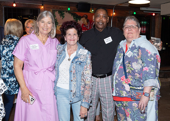 ROBERT_E_LEE_50TH_HS_REUNION_194_