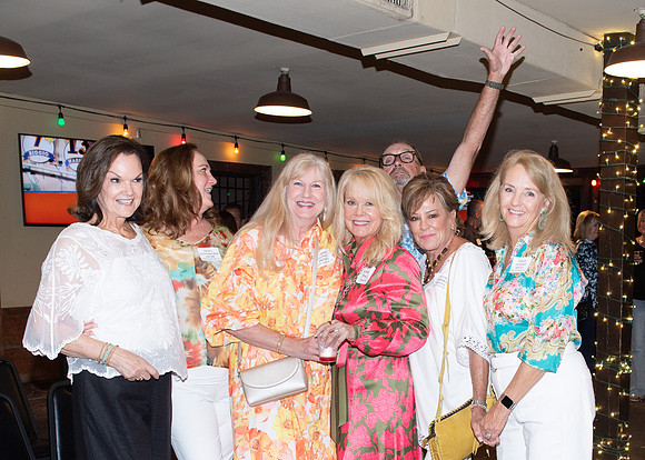 ROBERT_E_LEE_50TH_HS_REUNION_199_