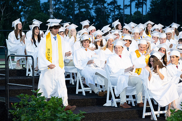 KINKAID_2023_GRADUATION_SAMPLE_COLLECTION_18