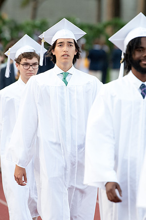KINKAID_2023_GRADUATION_SAMPLE_COLLECTION_08