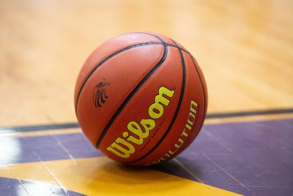 KIN_GVARBB_VS_BISHOP_LYNCH_033