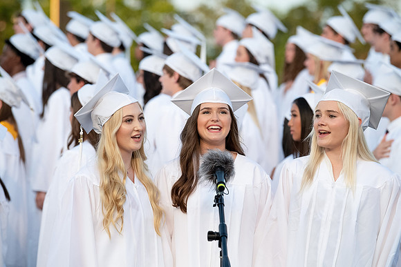 KINKAID_2023_GRADUATION_SAMPLE_COLLECTION_12