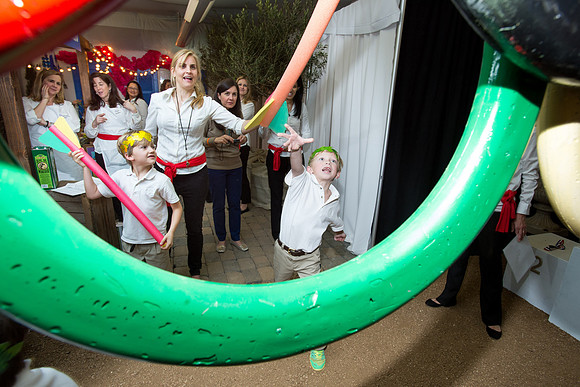 KIN_LS_INTERNATIONAL_FAIR_022
