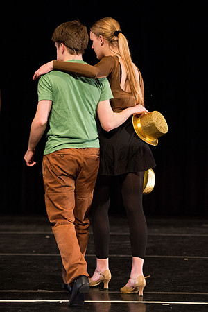 KIN_CHORUS_LINE_MONDAY_046