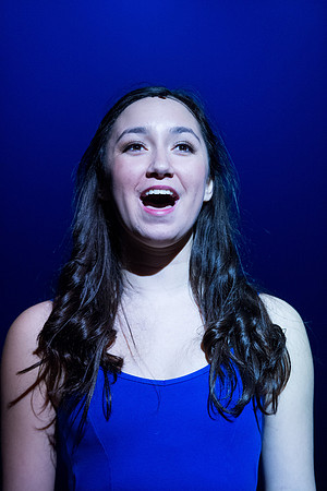 KIN_CHORUS_LINE_MONDAY_381
