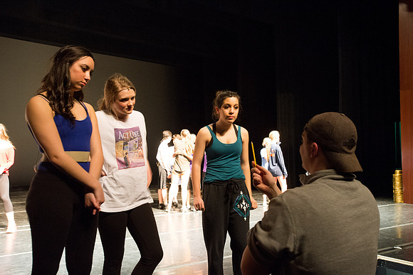 KIN_CHORUS_LINE_MONDAY_161