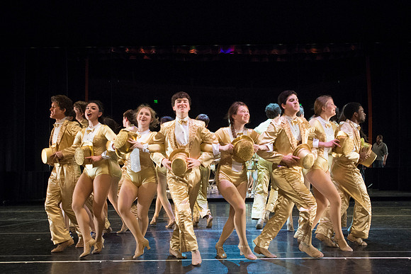 KIN_CHORUS_LINE_MONDAY_119