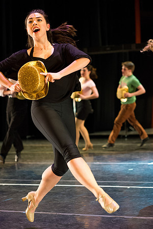 KIN_CHORUS_LINE_MONDAY_103