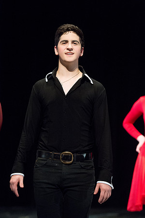 KIN_CHORUS_LINE_MONDAY_229