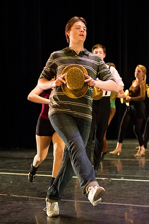 KIN_CHORUS_LINE_MONDAY_066