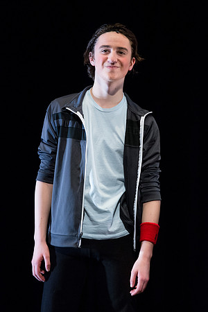 KIN_CHORUS_LINE_MONDAY_236