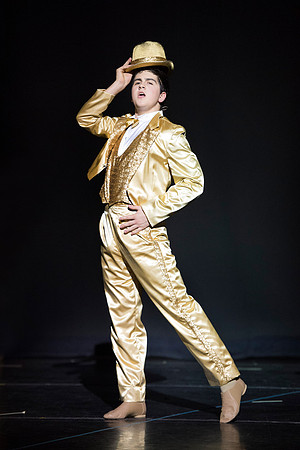 KIN_CHORUS_LINE_MONDAY_283