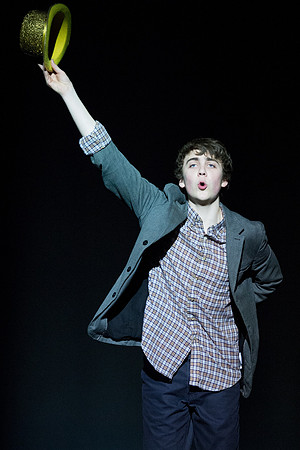 KIN_CHORUS_LINE_MONDAY_176