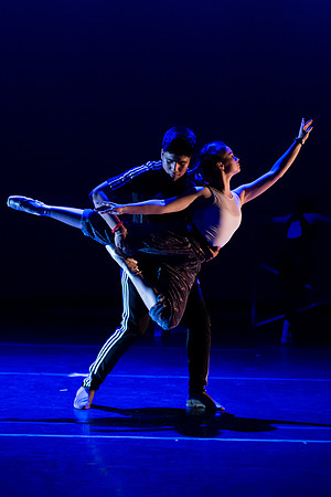 KIN_CHORUS_LINE_MONDAY_378