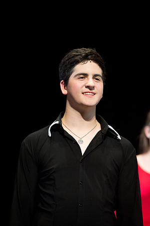 KIN_CHORUS_LINE_MONDAY_272