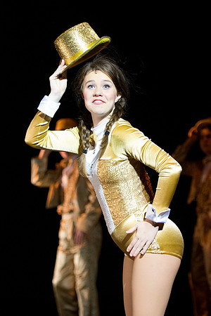 KIN_CHORUS_LINE_MONDAY_291