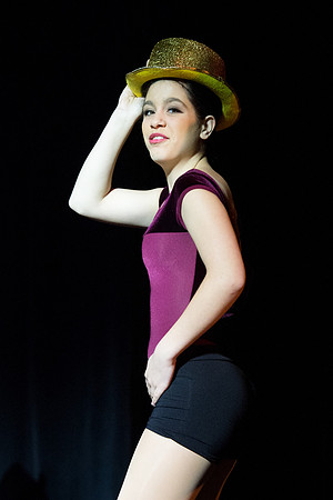 KIN_CHORUS_LINE_MONDAY_058