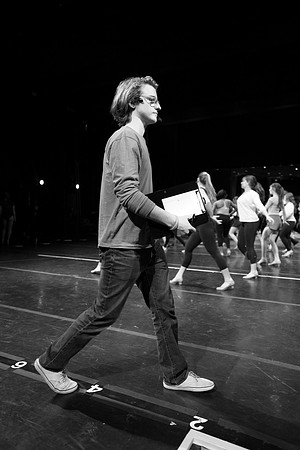 KIN_CHORUS_LINE_MONDAY_134
