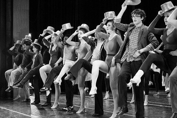 KIN_CHORUS_LINE_MONDAY_067