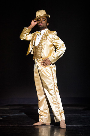 KIN_CHORUS_LINE_MONDAY_282