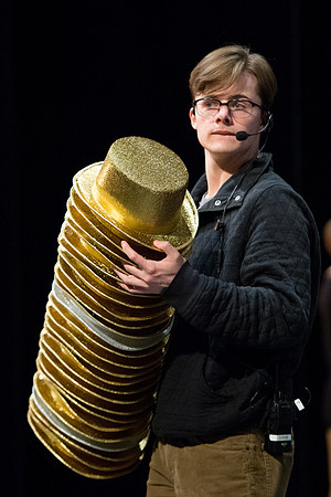 KIN_CHORUS_LINE_MONDAY_305