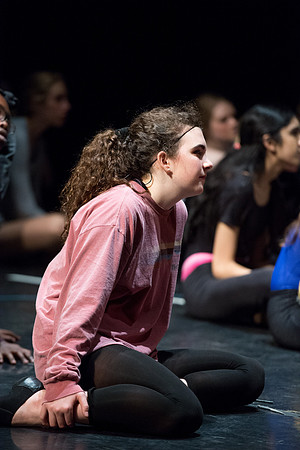 KIN_CHORUS_LINE_MONDAY_368
