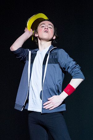 KIN_CHORUS_LINE_MONDAY_239