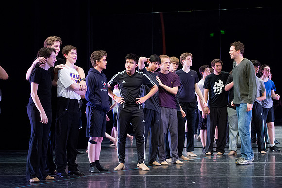 KIN_CHORUS_LINE_MONDAY_343